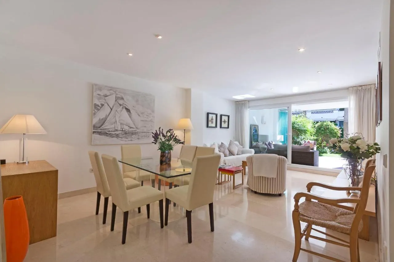 Las Canas Beach, Ground Floor First Line Beach, Marbella Golden Mile 0*,